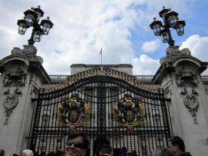 Wonder what the rent on this place is?